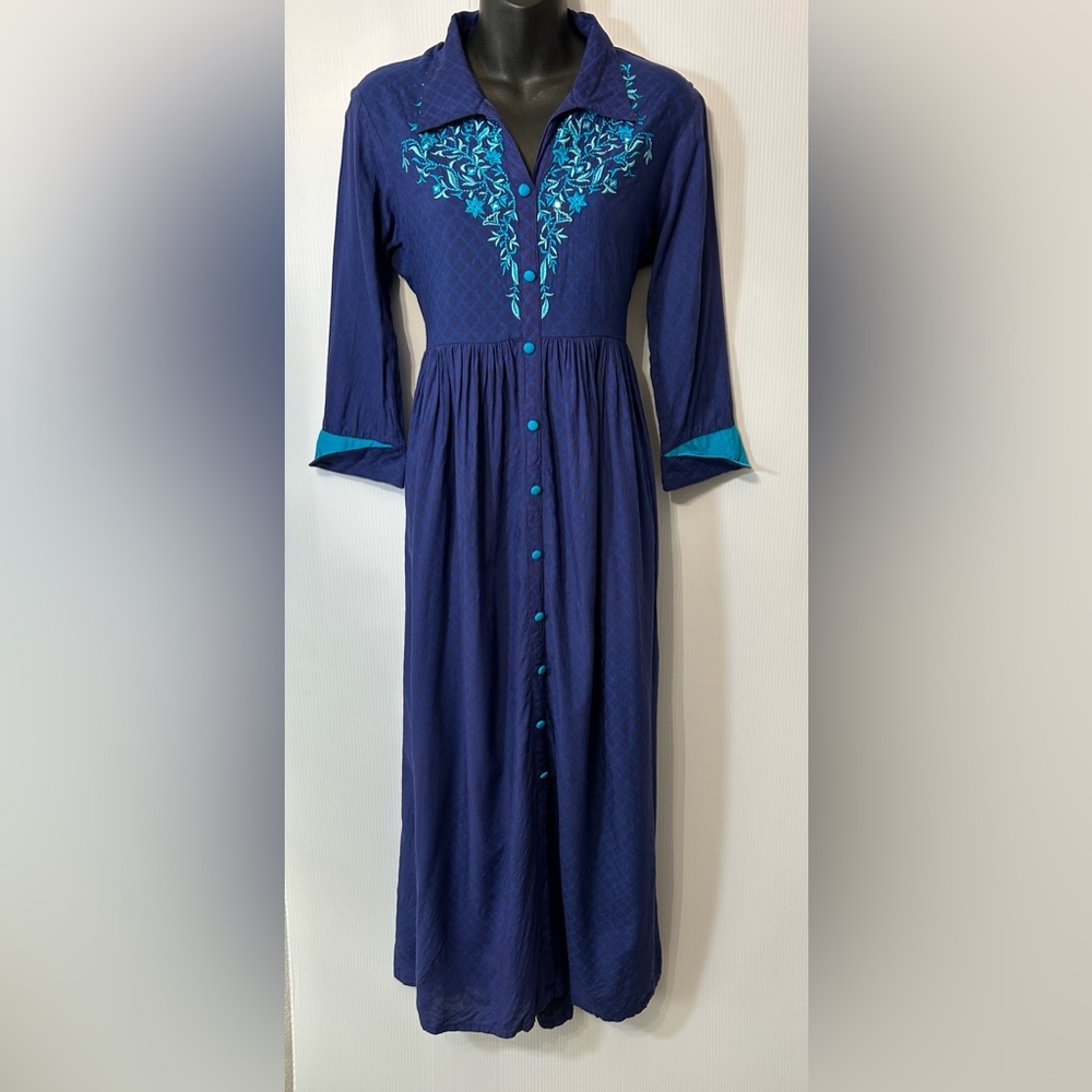 Tavisha Blue Embroidered Dress Size L